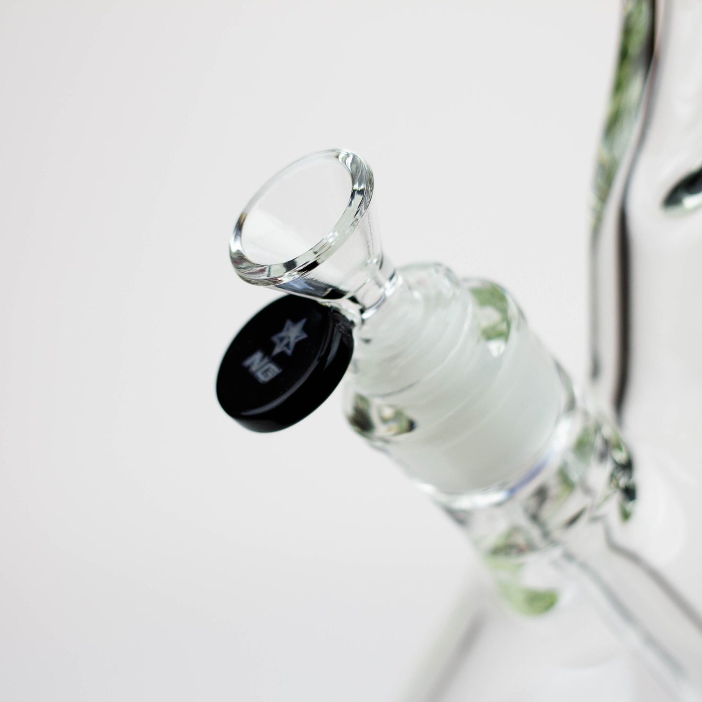 NG-18" Tall Flat Mouth Elbow Beaker Bong - Glasss Station