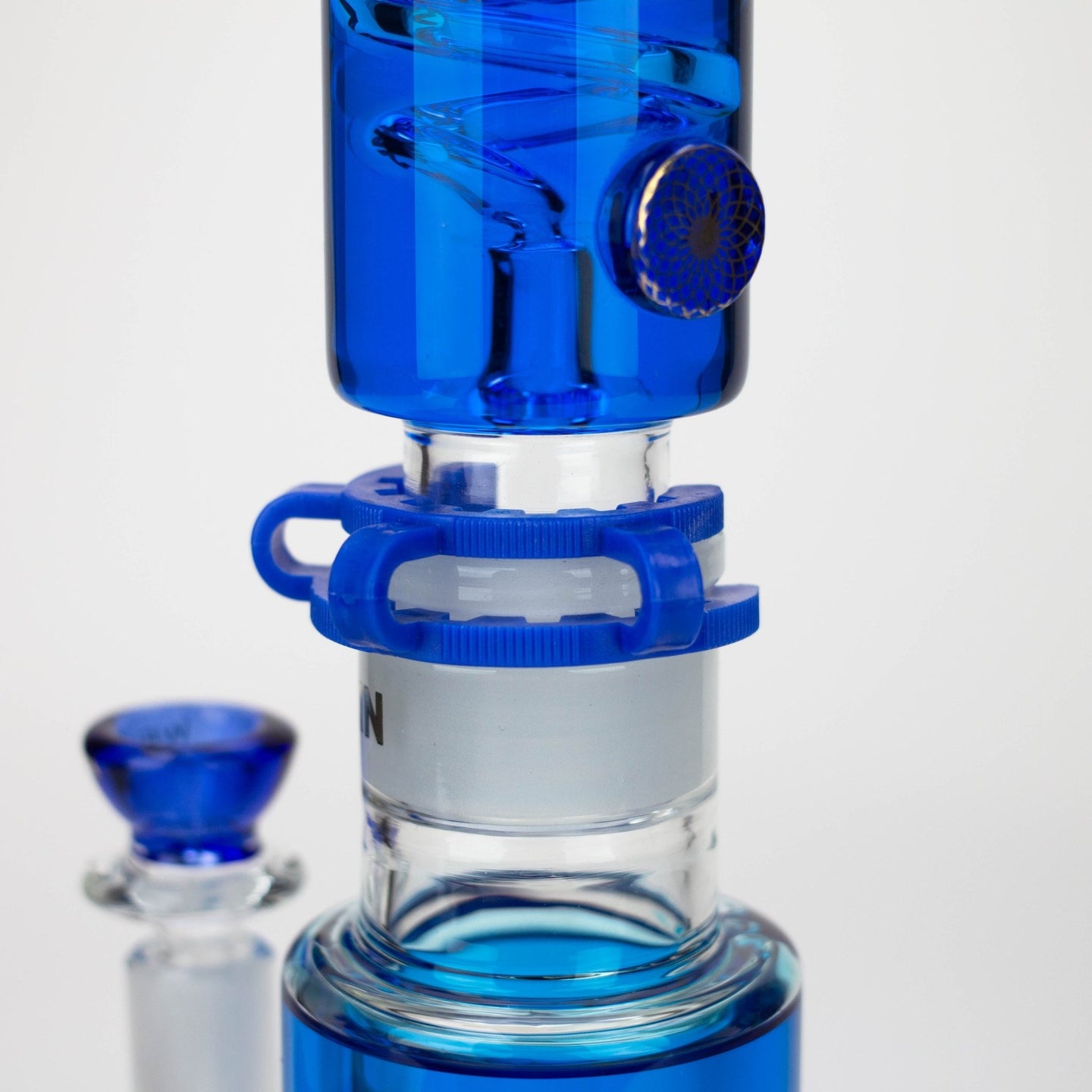 WELLCANN | 15" Glycerin Detachable Glass Bong - Glasss Station